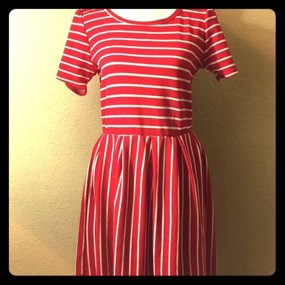 LuLaRoe Dresses & Skirts - NWOTS LULAROE AMELIA XL-Red with White Stripes